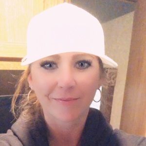 Meet your Posher, Shawna